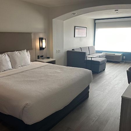 La Quinta Inn & Suites By Wyndham Albuquerque Midtown Eksteriør billede