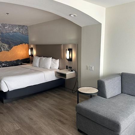 La Quinta Inn & Suites By Wyndham Albuquerque Midtown Eksteriør billede