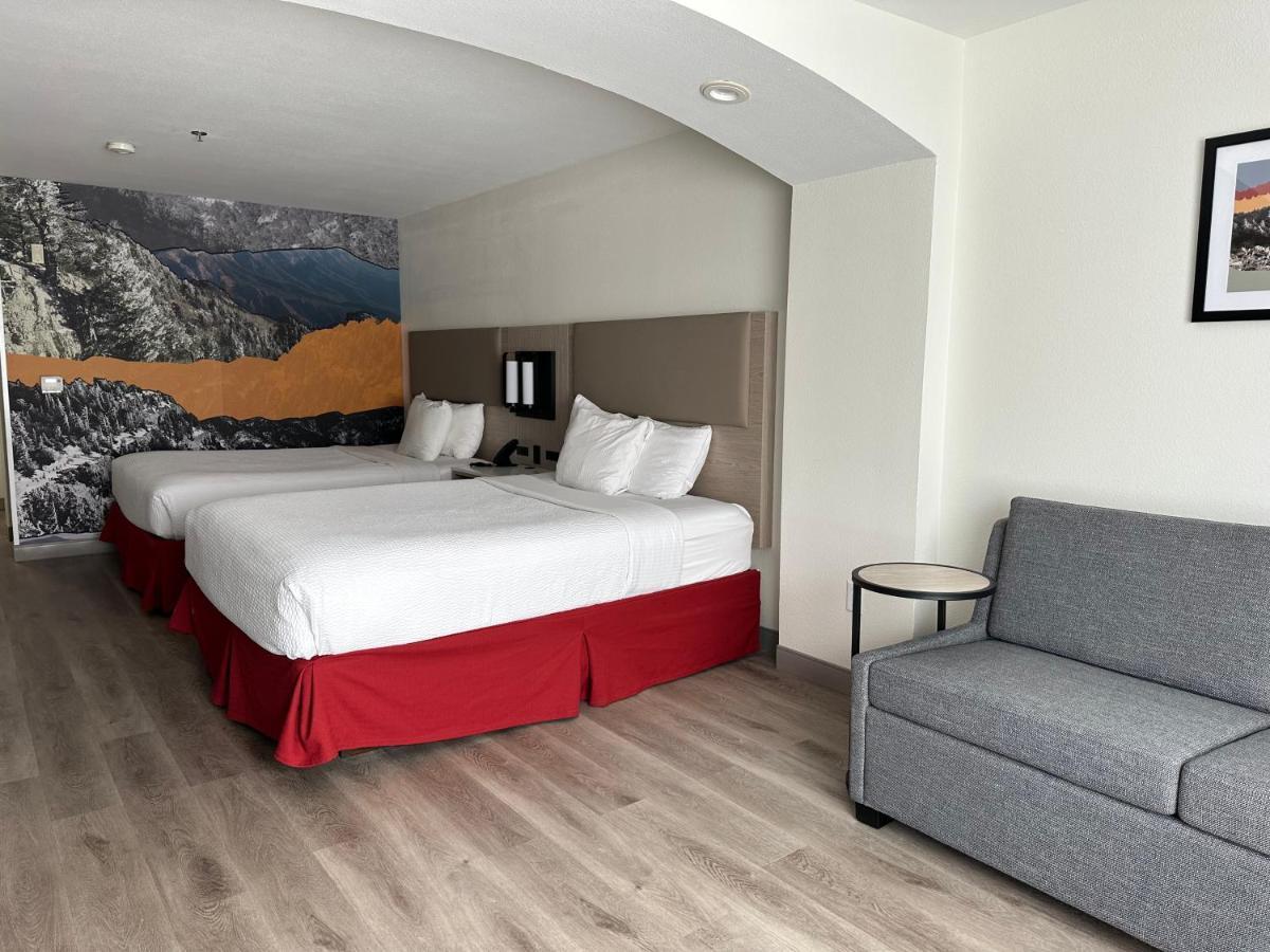 La Quinta Inn & Suites By Wyndham Albuquerque Midtown Eksteriør billede